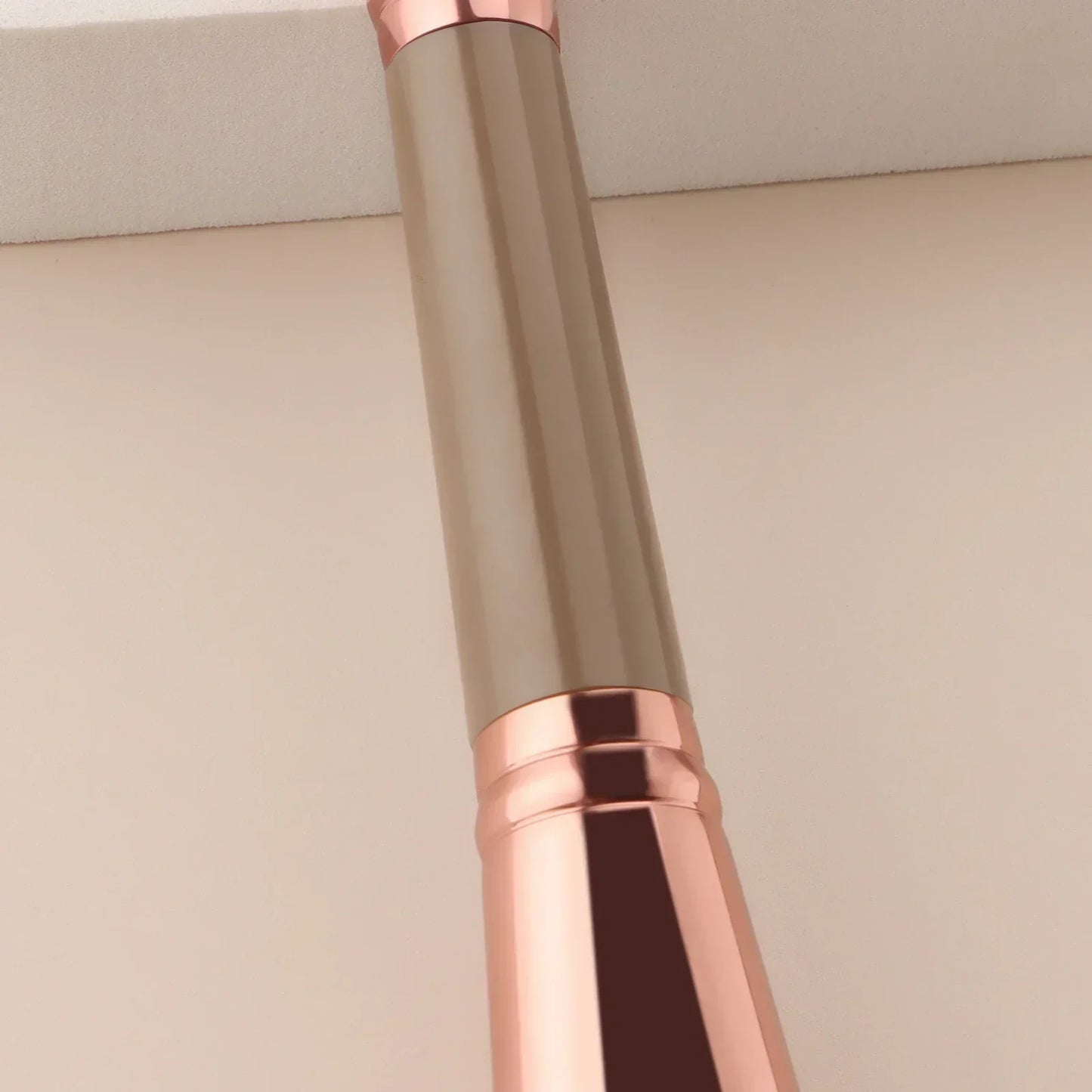 Single Dual-Ended Beauty Brush, Round Blush Brush + Large Powder Brush Soft Bristle Facial Makeup Tool